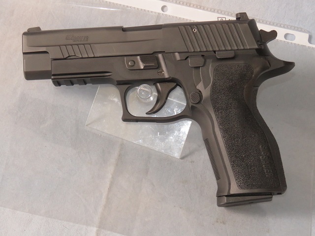 P226